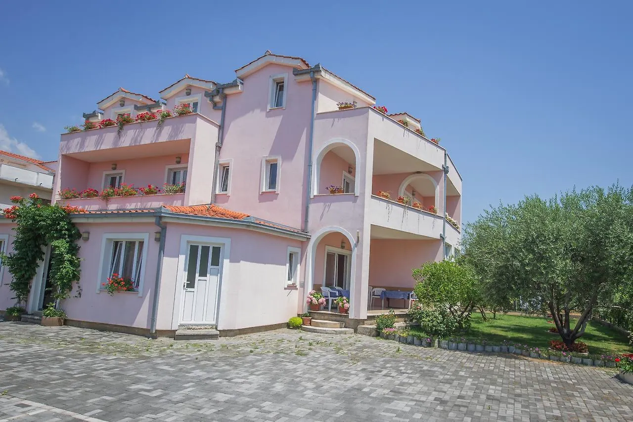 Kaštela Bed And Breakfast Helena